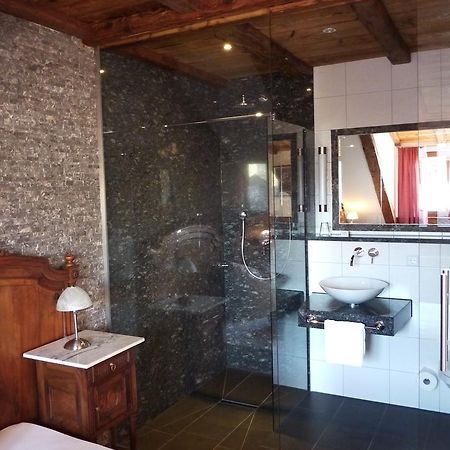 Historisches Genusshotel Loewen Schopfheim Esterno foto