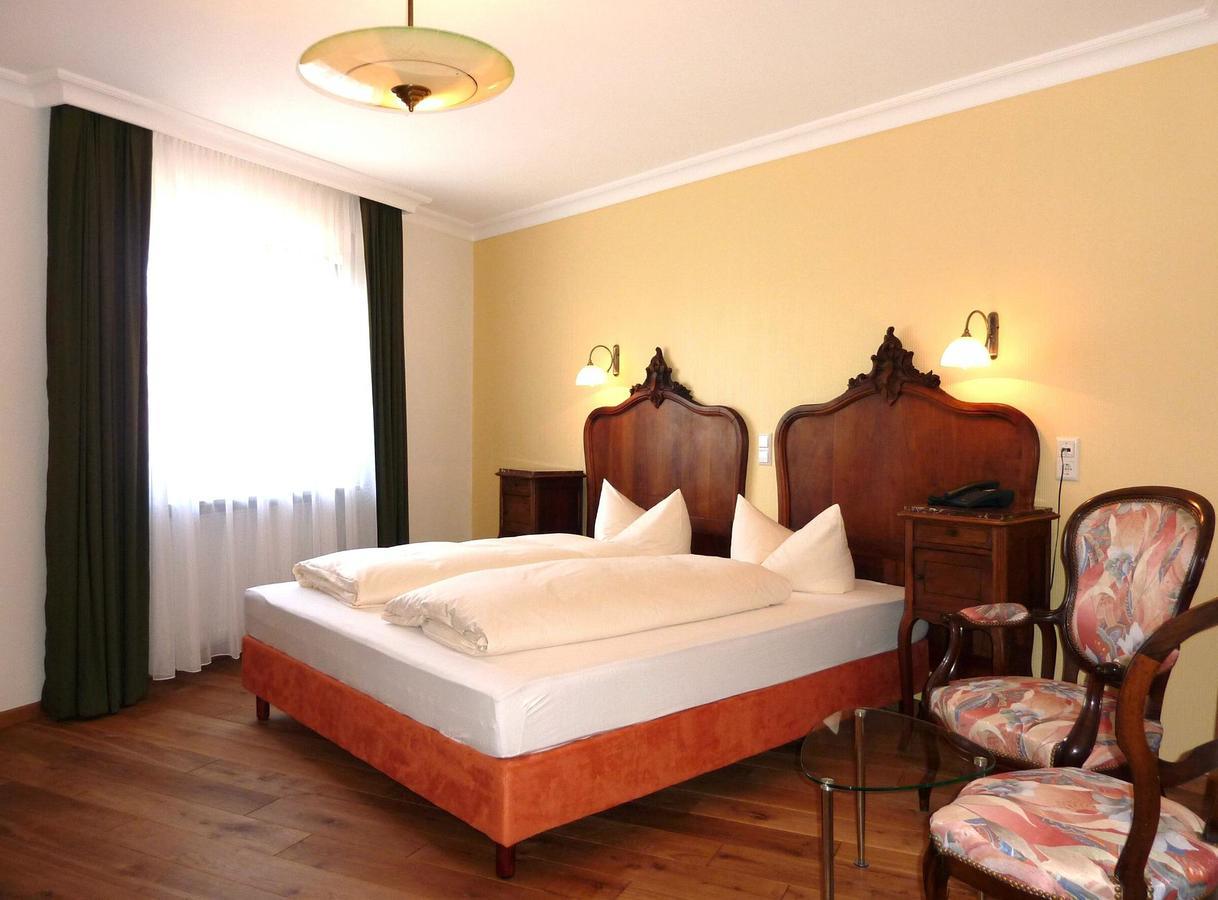 Historisches Genusshotel Loewen Schopfheim Esterno foto
