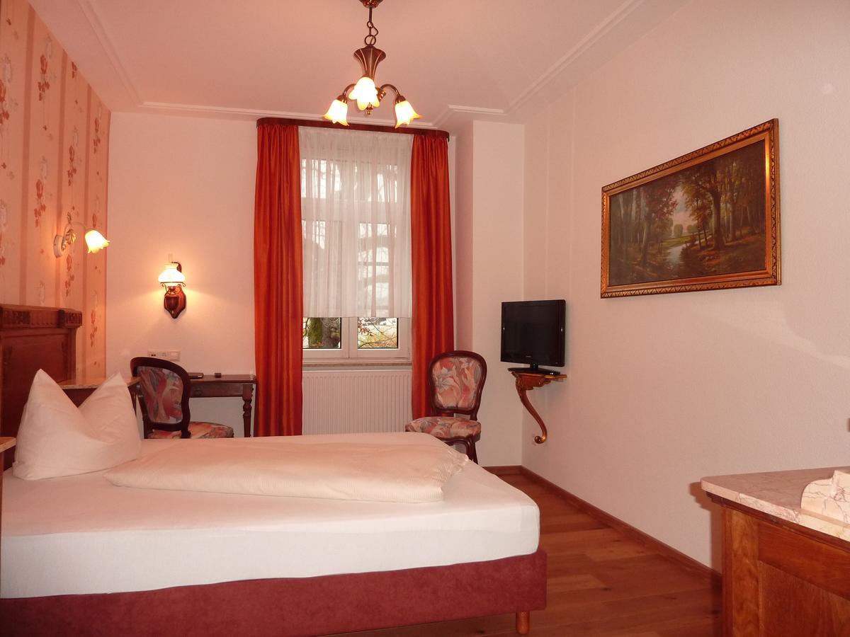 Historisches Genusshotel Loewen Schopfheim Esterno foto