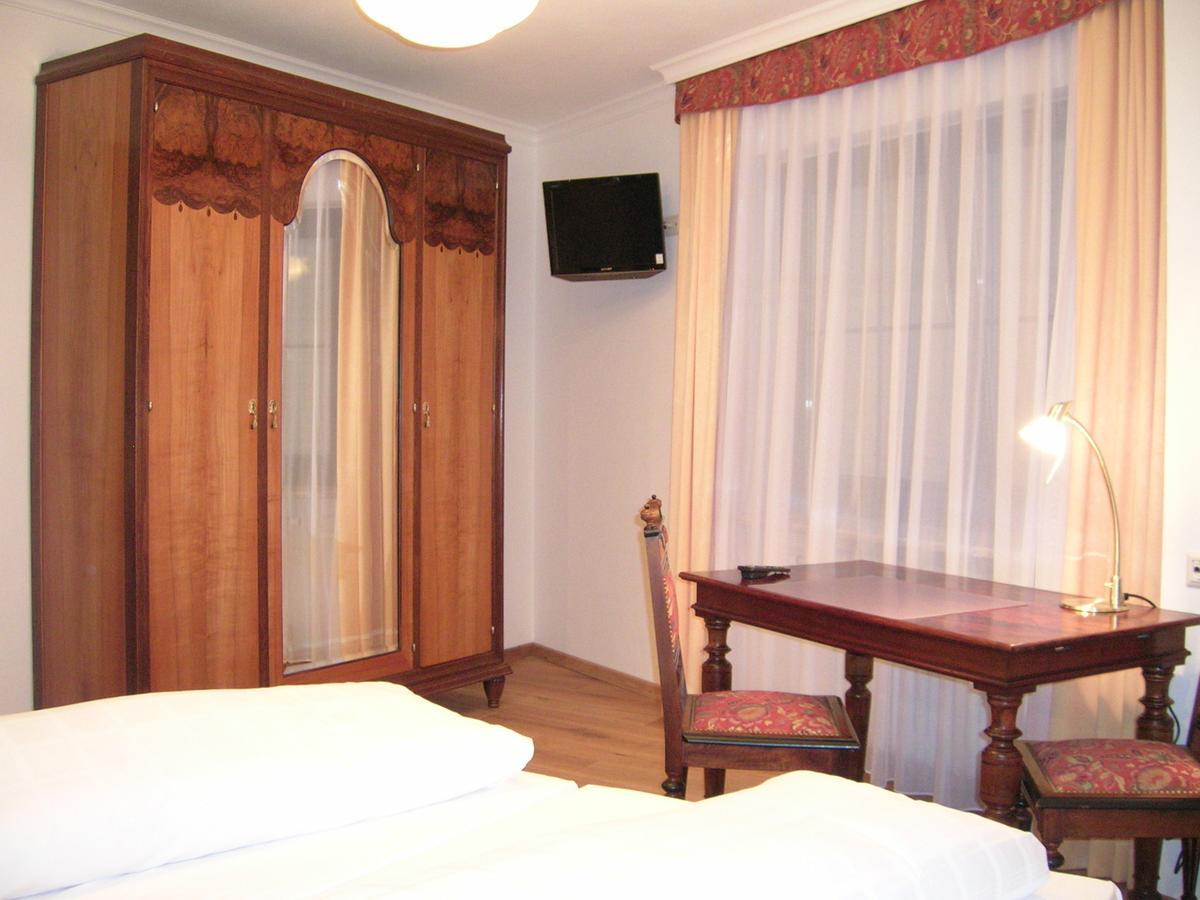 Historisches Genusshotel Loewen Schopfheim Esterno foto