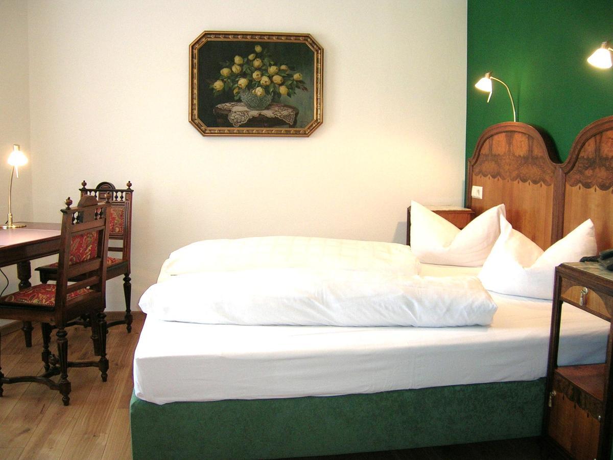 Historisches Genusshotel Loewen Schopfheim Esterno foto