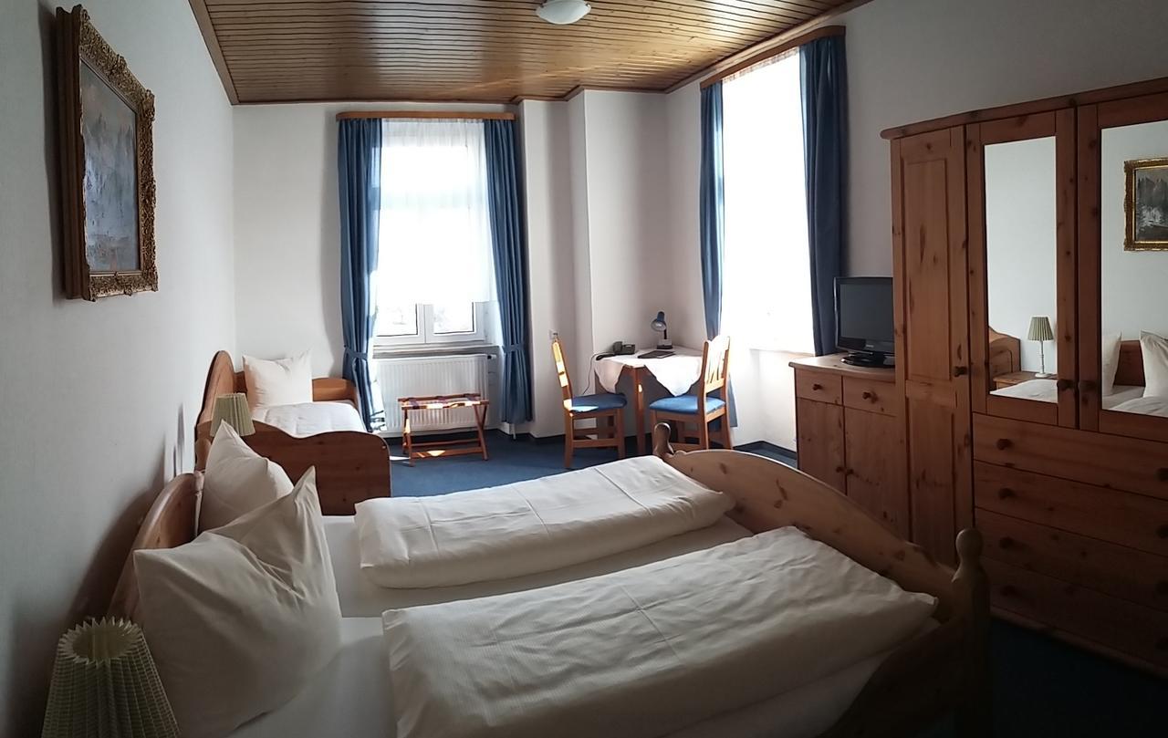 Historisches Genusshotel Loewen Schopfheim Esterno foto